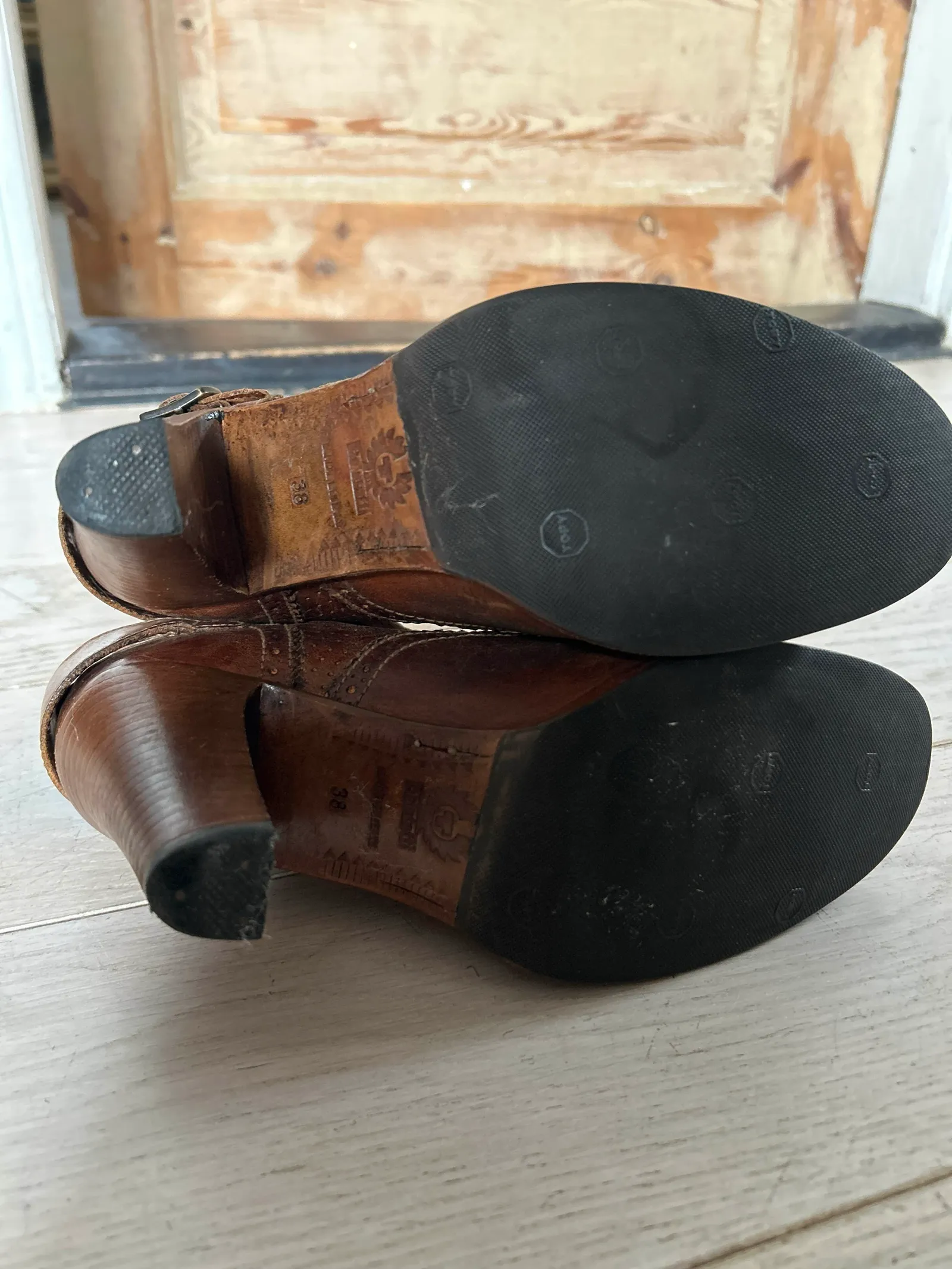 Miniatyrbild 5
