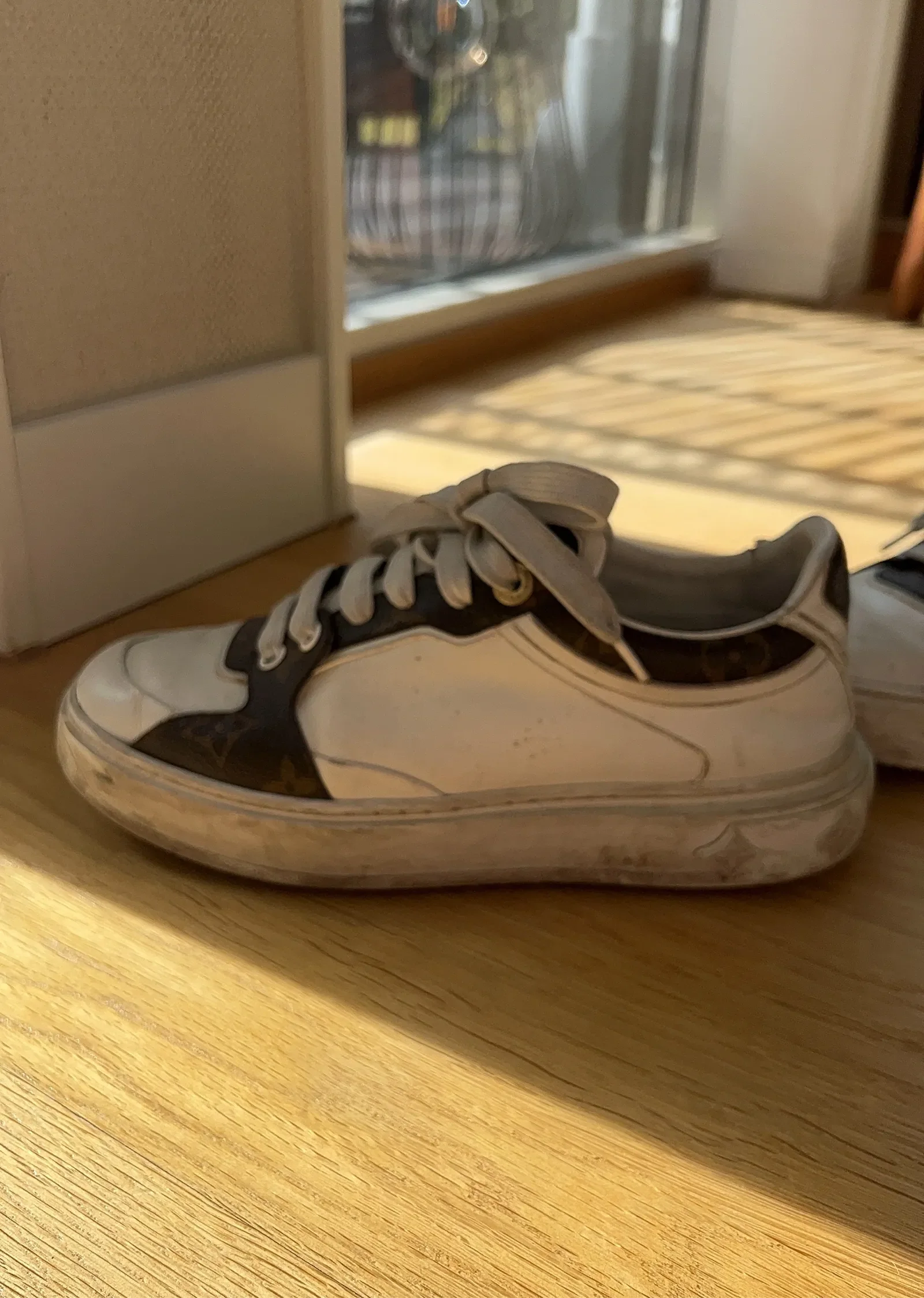 Miniatyrbild 6